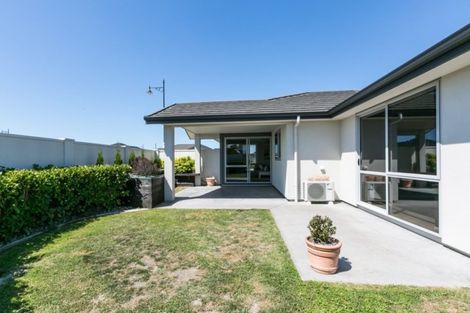 Photo of property in 15 Kapiti Drive, Poraiti, Napier, 4112