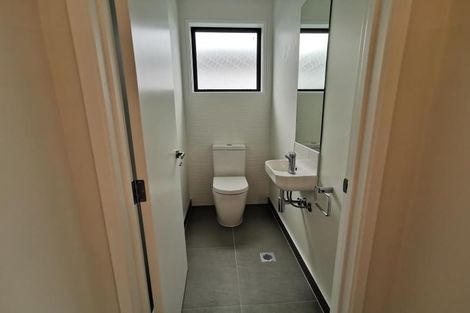 Photo of property in 72 Manarini Road, Westgate, Auckland, 0614