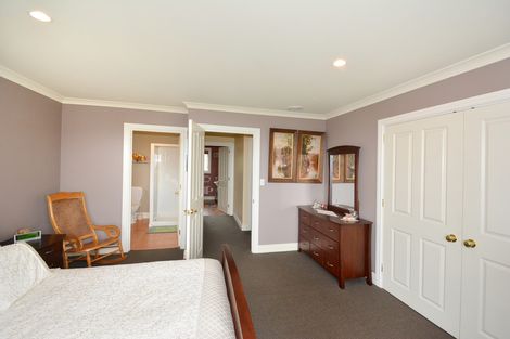 Photo of property in 10 Hilton Road, Highcliff, Dunedin, 9013