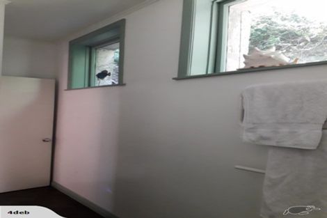 Photo of property in 176 The Esplanade, Island Bay, Wellington, 6023