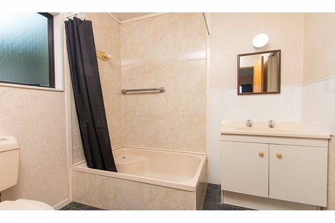 Photo of property in 120 Colombo Road, Waiuku, 2123