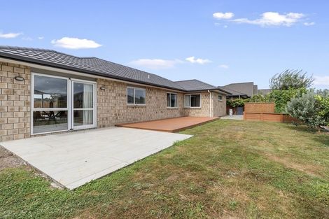 Photo of property in 18 Piwakawaka Court, Rototuna North, Hamilton, 3210