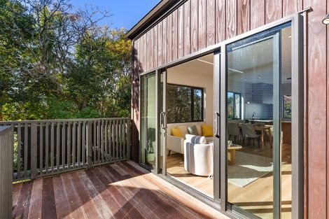 Photo of property in 6/30 Kiteroa Terrace, Rothesay Bay, Auckland, 0630