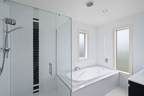 Photo of property in 47 Berkshire Drive, Avonhead, Christchurch, 8042