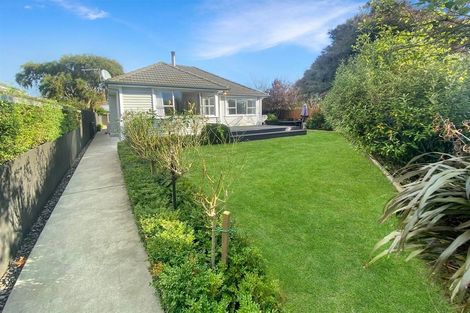 Photo of property in 68 Winters Road, Redwood, Christchurch, 8051
