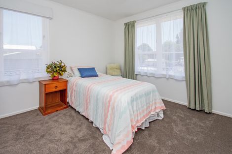 Photo of property in 50 Watts Road, Manurewa, Auckland, 2102