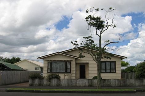 Photo of property in 27 Oakley Avenue, Waterview, Auckland, 1026