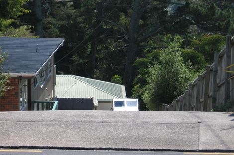 Photo of property in 2/103 Carlisle Road, Torbay, Auckland, 0632