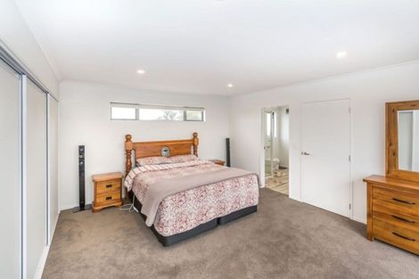 Photo of property in 33 William Dawson Crescent, Wigram, Christchurch, 8025