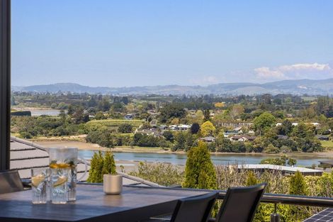 Photo of property in 26 Holyoake Terrace, Omokoroa, 3114