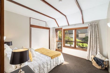 Photo of property in 385 Yaldhurst Road, Russley, Christchurch, 8042