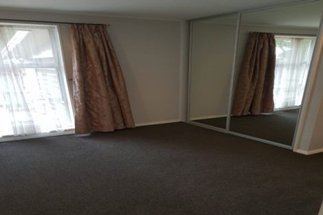 Photo of property in 8 Saunders Place, Redwood, Christchurch, 8051