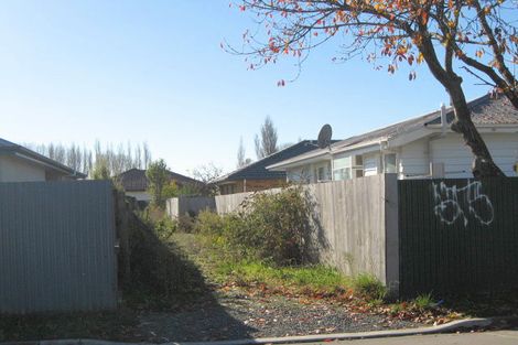 Photo of property in 31 Factory Road, Belfast, Christchurch, 8051