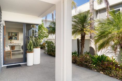 Photo of property in 6b Oceanview Road, Mount Maunganui, 3116