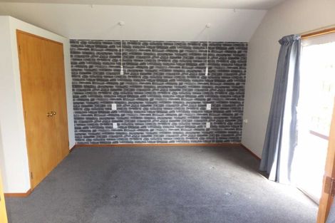 Photo of property in 2/93 Aikmans Road, Merivale, Christchurch, 8014