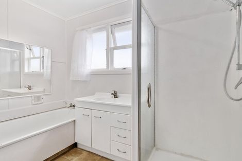 Photo of property in 8 Jameson Avenue, Fenton Park, Rotorua, 3010