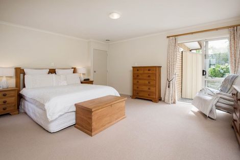 Photo of property in 4 Saltwood Street, Red Beach, 0932