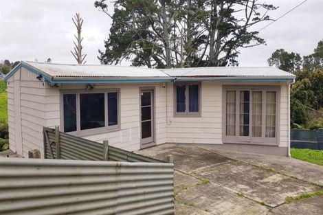 Photo of property in 44 Chamberlain Road, Massey, Auckland, 0614