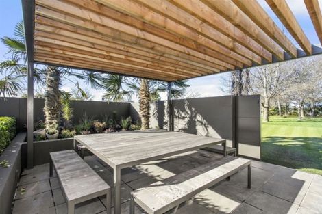 Photo of property in 26 Grahams Road, Ilam, Christchurch, 8041