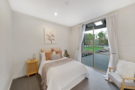 Photo of property in 70 Queens Avenue, Waikuku Beach, 7402