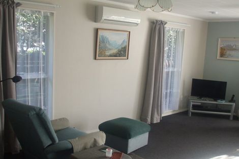 Photo of property in 30b Belvedere Avenue, Waikanae, 5036