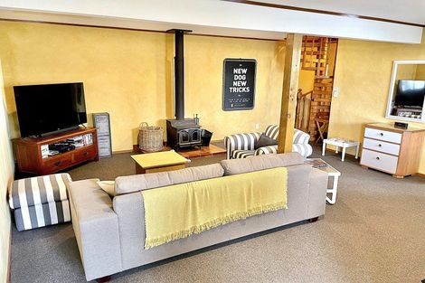 Photo of property in 98 Lake Ferry Road, Lake Ferry, Featherston, 5772