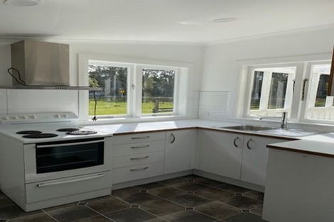 Photo of property in 87 Trigg Road, Kumeu, 0891