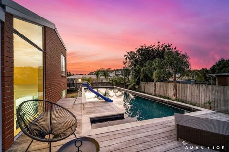 Photo of property in 444 Old Te Atatu Road, Te Atatu Peninsula, Auckland, 0610