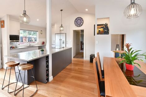 Photo of property in 30 Manly Park Avenue, Manly, Whangaparaoa, 0930