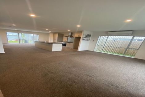 Photo of property in 102 Arion Road, Takanini, 2112