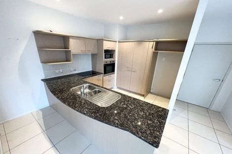 Photo of property in 26/4e Collins Street, Takapuna, Auckland, 0622