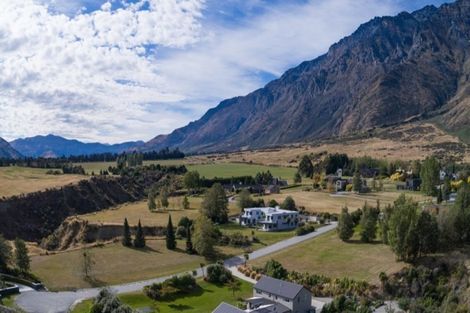 Photo of property in 3 Bluff View Terrace, Drift Bay, Queenstown, 9371