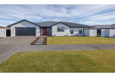 Photo of property in 12 Wandle Street, Marshland, Christchurch, 8083
