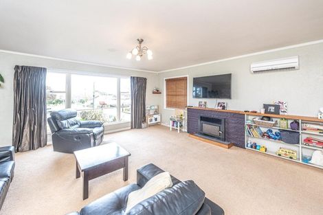 Photo of property in 28 Bristow Street, Saint Johns Hill, Whanganui, 4501
