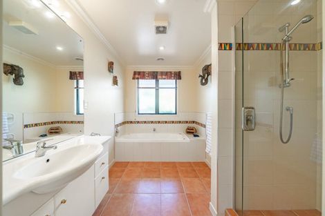 Photo of property in 9 Marua Palm Grove, Timberlea, Upper Hutt, 5018