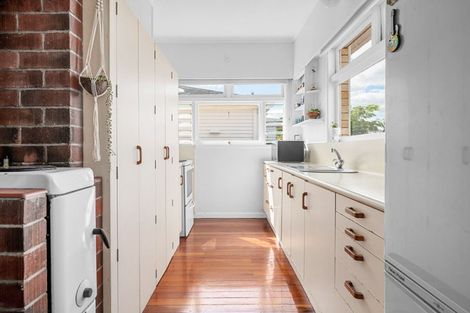 Photo of property in 64 Galloway Street, Hamilton East, Hamilton, 3216