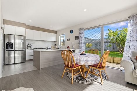 Photo of property in 9 Rainsford Road, Pukekohe, 2120