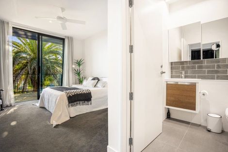 Photo of property in 113 Buckley Avenue, Hobsonville, Auckland, 0616