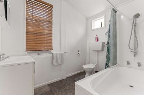 Photo of property in 64 Higgins Road, Frankton, Hamilton, 3204