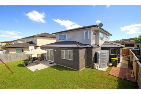 Photo of property in 99 Stancombe Road, Flat Bush, Auckland, 2016