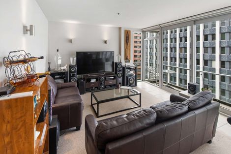 Photo of property in Montreaux Apartments, 7h/164 The Terrace, Wellington Central, Wellington, 6011