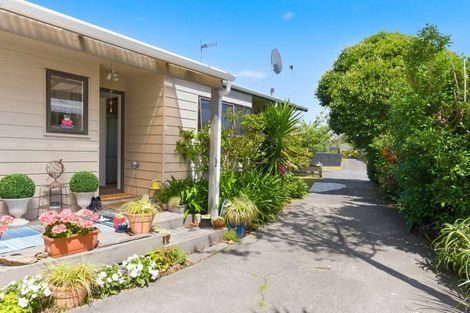 Photo of property in 5 Dennis Taylor Court, Paraparaumu, 5032