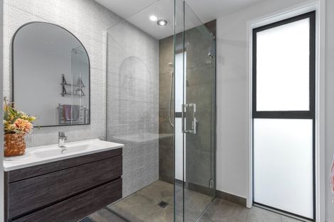 Photo of property in 16 Mearns Way, Ohauiti, Tauranga, 3112