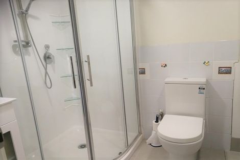 Photo of property in 2/48 Spinella Drive, Bayview, Auckland, 0629