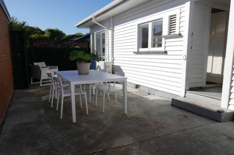 Photo of property in 8 Freyberg Avenue, Riccarton, Christchurch, 8011
