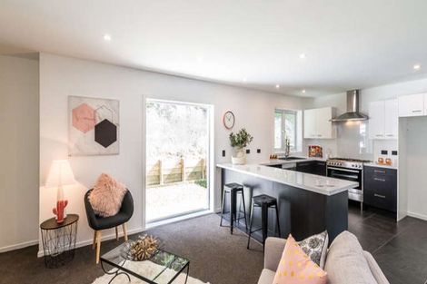 Photo of property in 34c Birch Terrace, Birchville, Upper Hutt, 5018