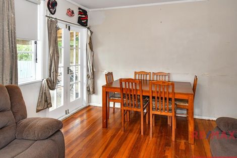 Photo of property in 52a Arimu Road, Papakura, 2110
