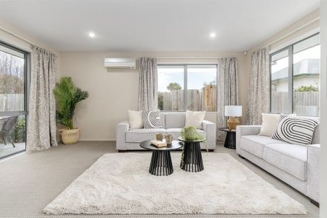 Photo of property in 379a Yaldhurst Road, Russley, Christchurch, 8042