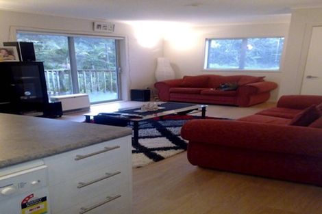 Photo of property in 662 Beach Road, Browns Bay, Auckland, 0630