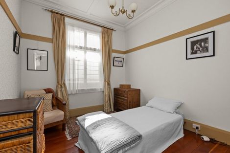 Photo of property in 8 Latham Street, Napier South, Napier, 4110